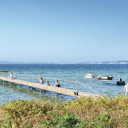 Beach Front Home In Ebeltoft With Sauna Holiday home *