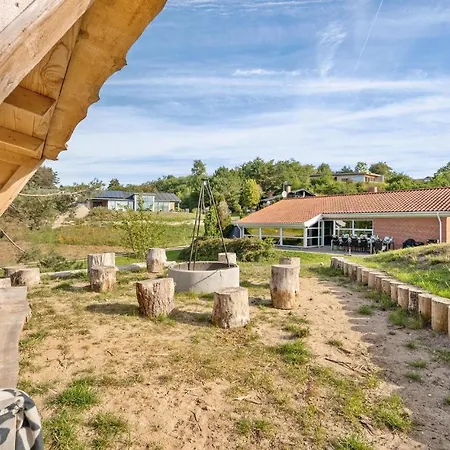 Beach Front Home In Ebeltoft With Sauna Holiday home *