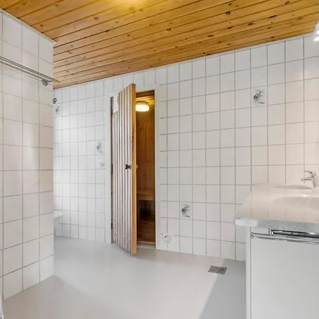 Beach Front Home In Ebeltoft With Sauna Holiday home Ebeltoft